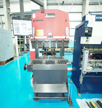 amada-rg-35-press-brake-tmt-199-1.jpg
